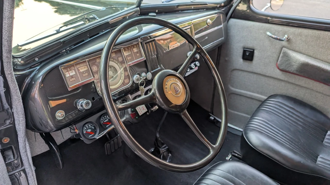 1940 Plymouth Deluxe & Special Deluxe - Image 17 of 31
