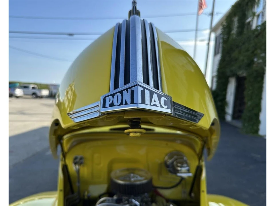 1940 Pontiac - Image 11 of 31