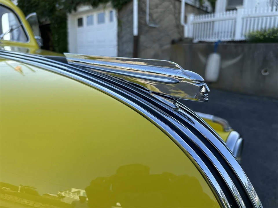 1940 Pontiac - Image 6 of 31