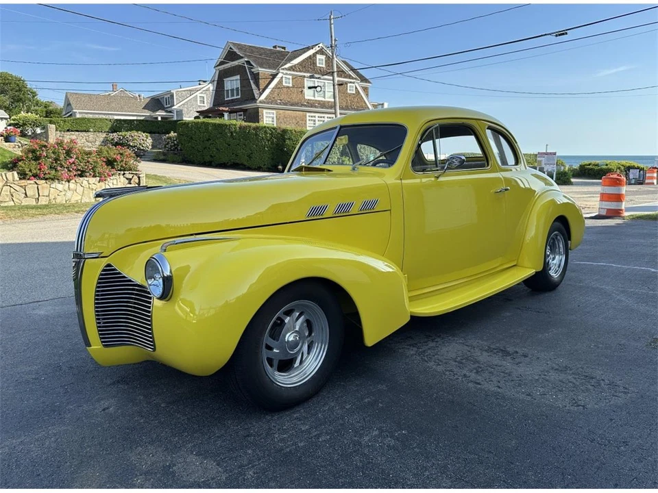 1940 Pontiac - Image 2 of 31