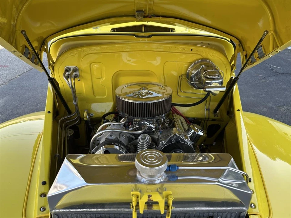 1940 Pontiac - Image 12 of 31