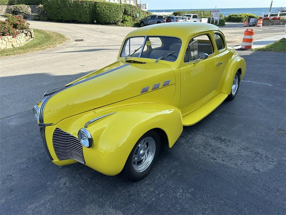 1940 Pontiac - Image 4 of 31