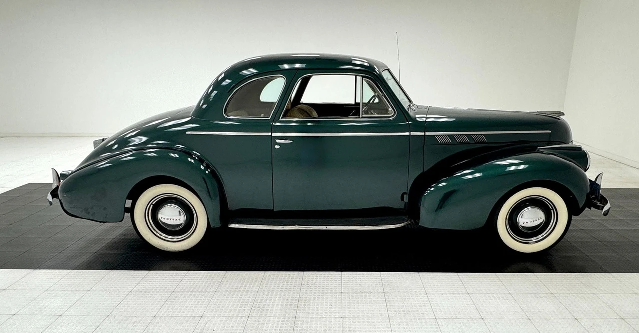 1940 Pontiac - Image 6 of 31