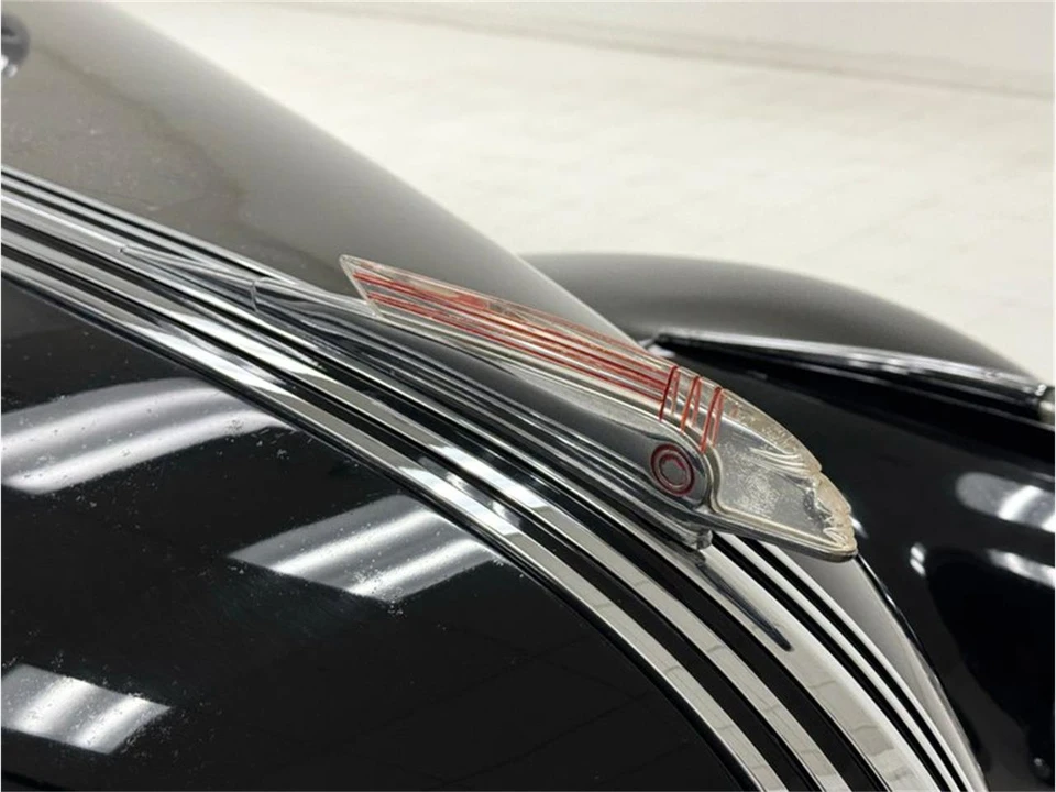 1940 Pontiac - Image 9 of 31