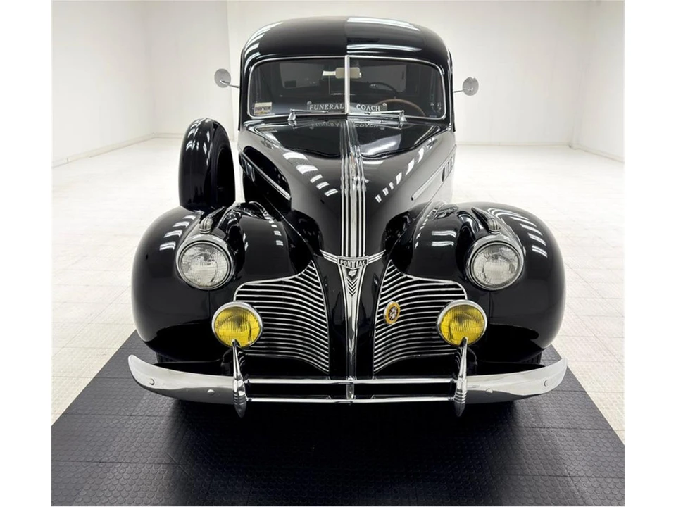 1940 Pontiac - Image 8 of 31