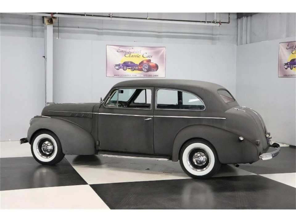 1940 Pontiac - Image 3 of 31