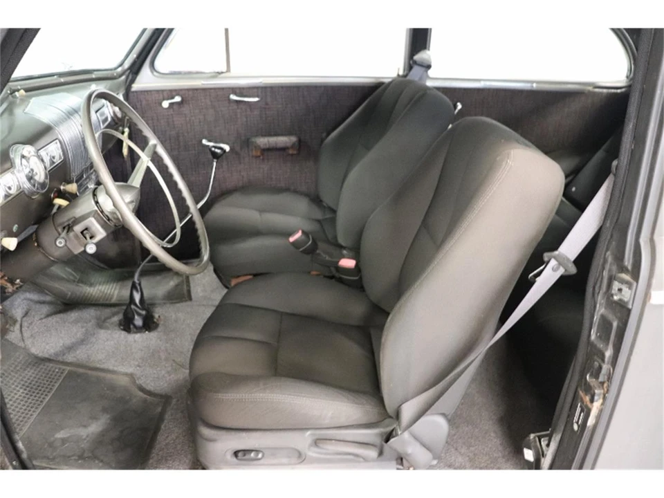 1940 Pontiac - Image 23 of 31