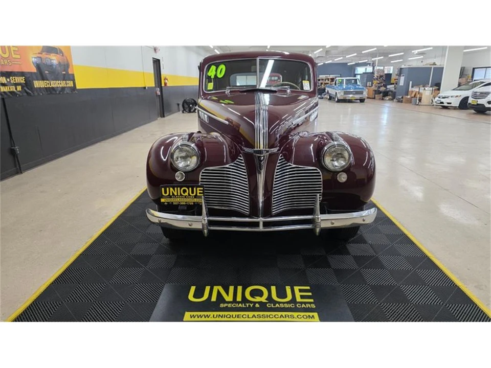 1940 Pontiac - Image 2 of 31