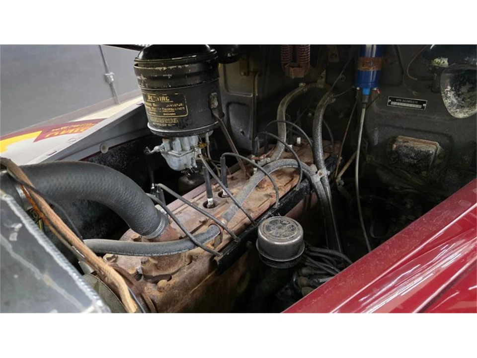 1940 Pontiac - Image 9 of 31