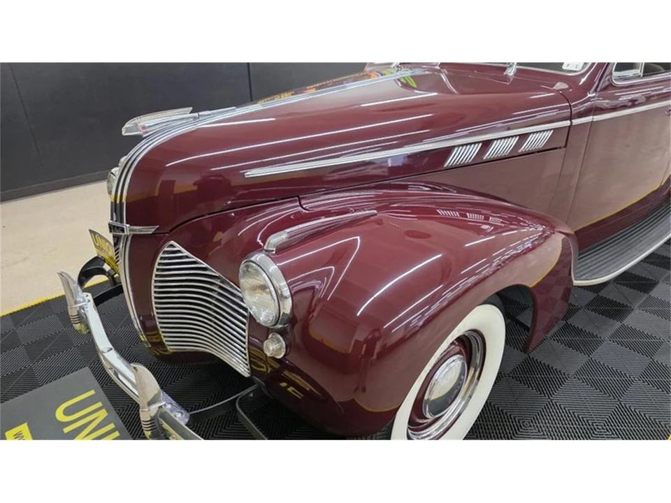1940 Pontiac - Image 14 of 31