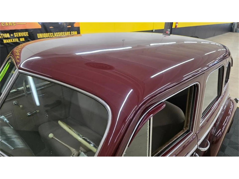 1940 Pontiac - Image 17 of 31