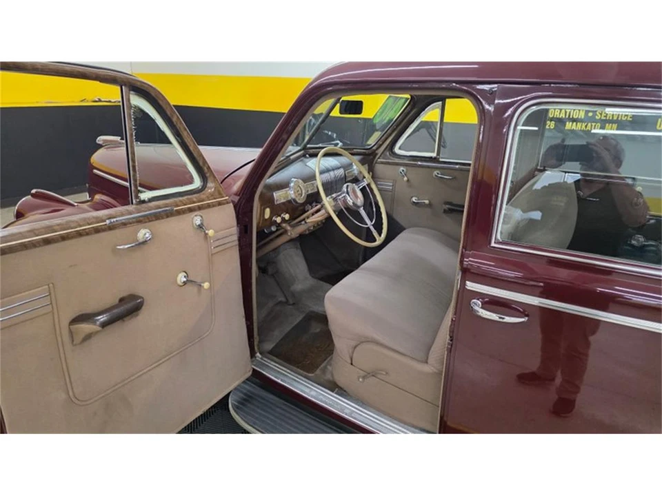 1940 Pontiac - Image 8 of 31