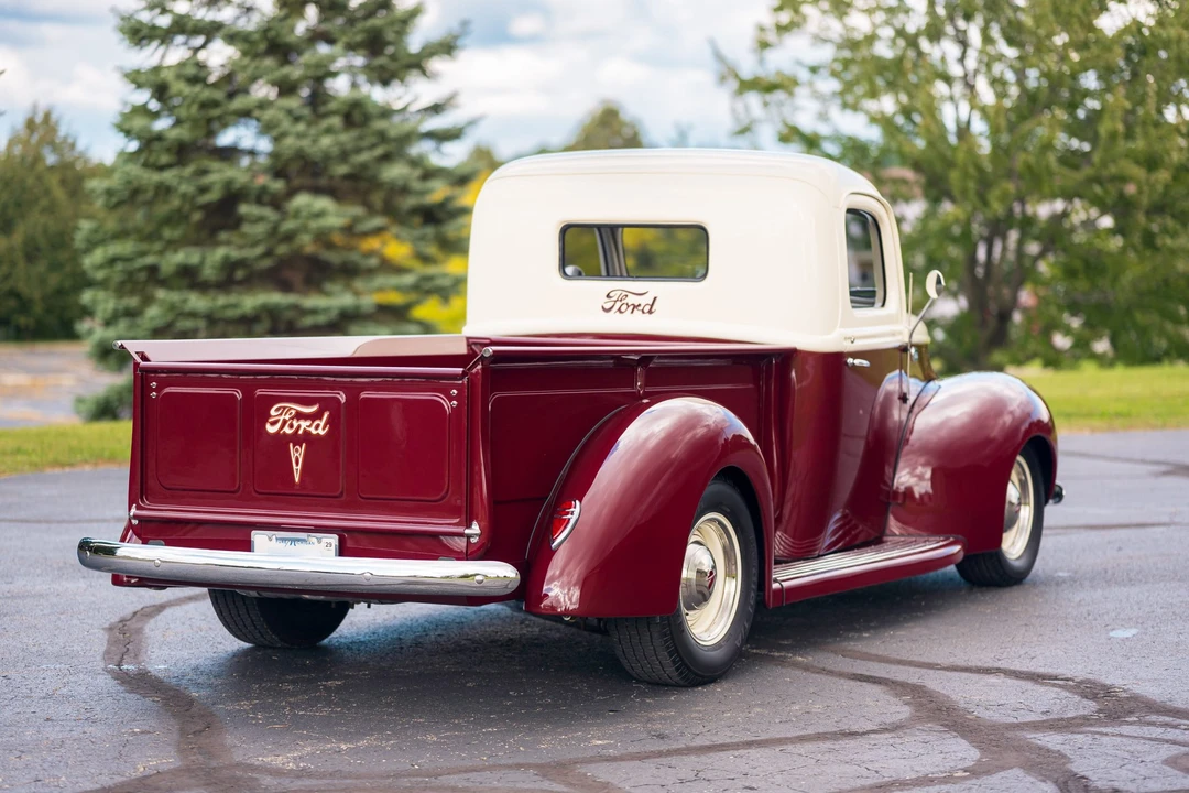 Ford Pickup (1940-1947) - Image 13 of 31