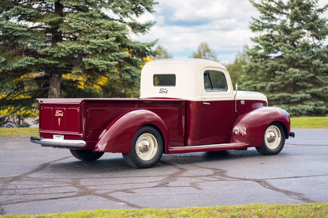 Ford Pickup (1940-1947) - Image 14 of 31