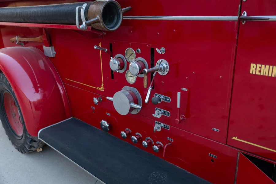 1941 American LaFrance - Image 9 of 17