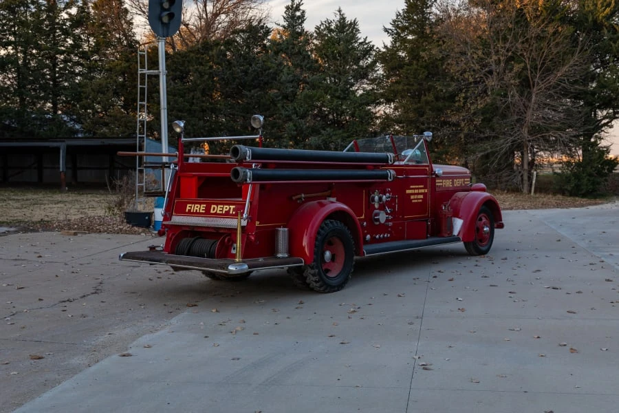 1941 American LaFrance - Image 3 of 17