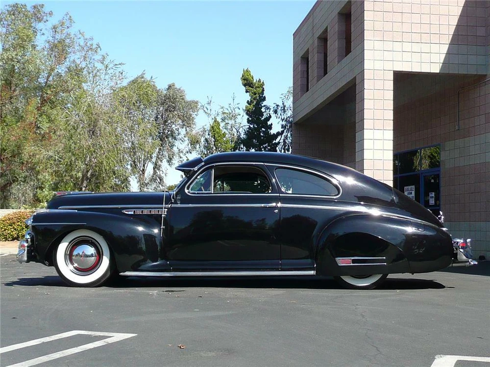 1941 Buick Super - Image 5 of 5