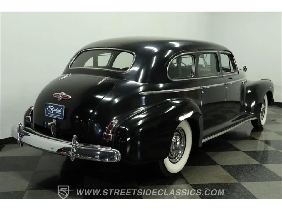 1941 Buick Super - Image 10 of 31