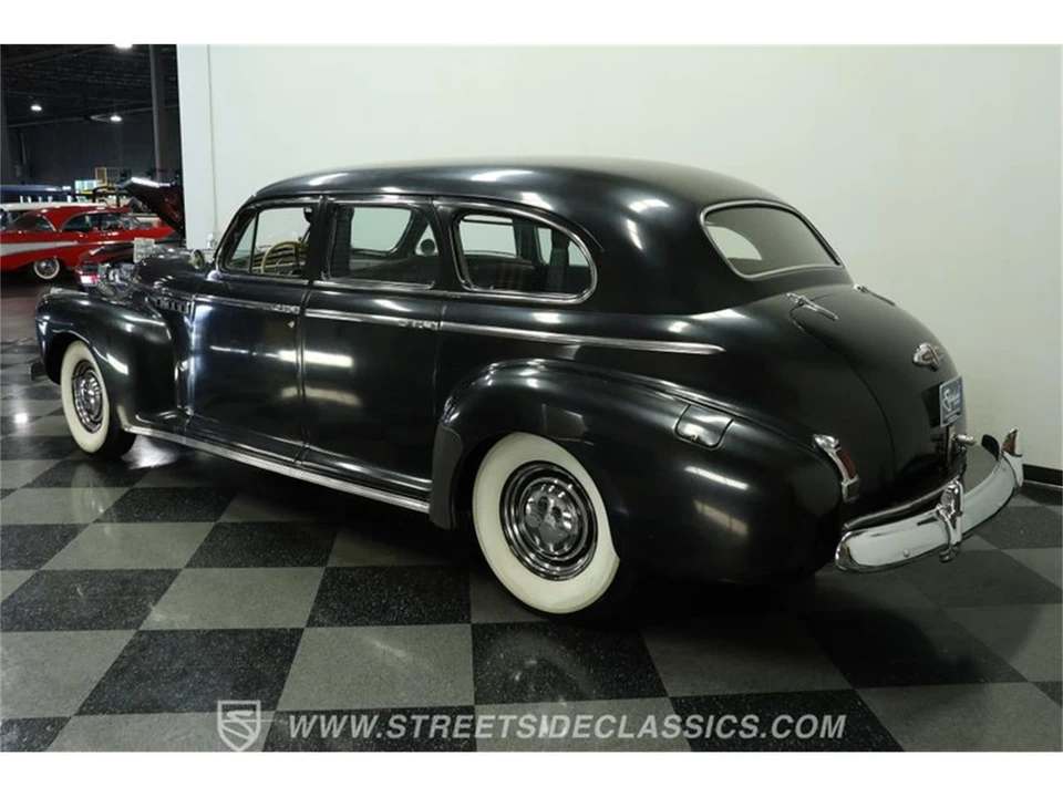 1941 Buick Super - Image 6 of 31