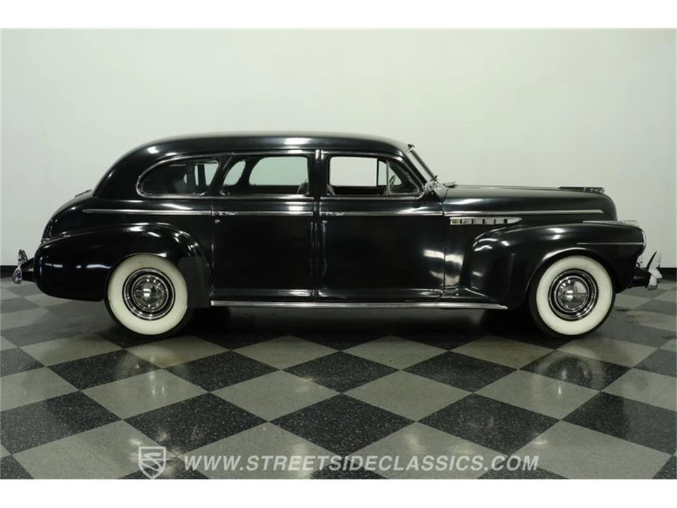 1941 Buick Super - Image 12 of 31