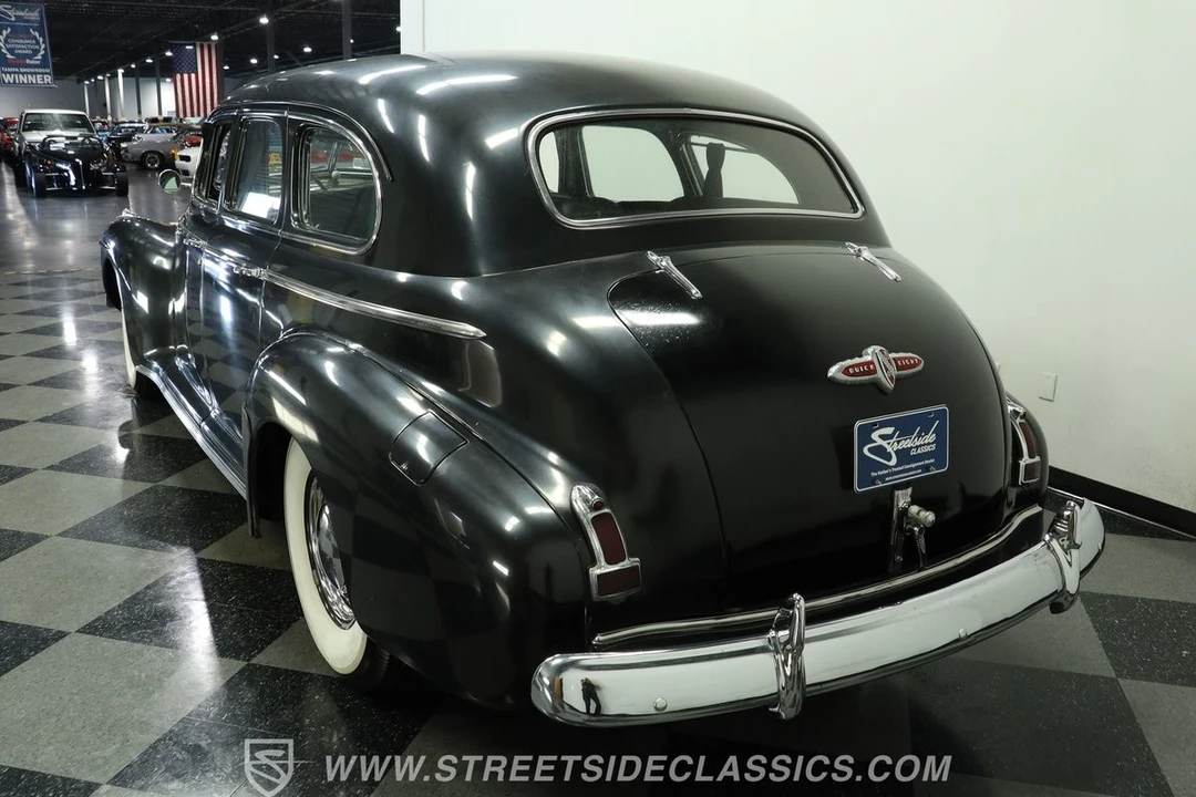 1941 Buick Roadmaster - Image 8 of 31
