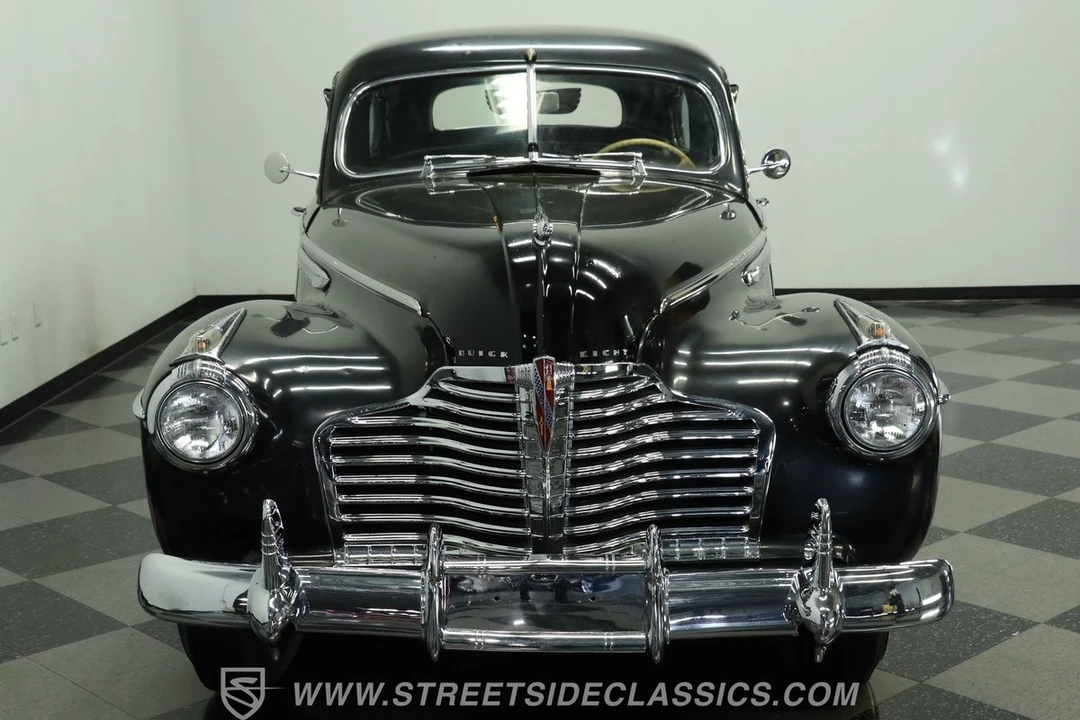 1941 Buick Roadmaster - Image 15 of 21