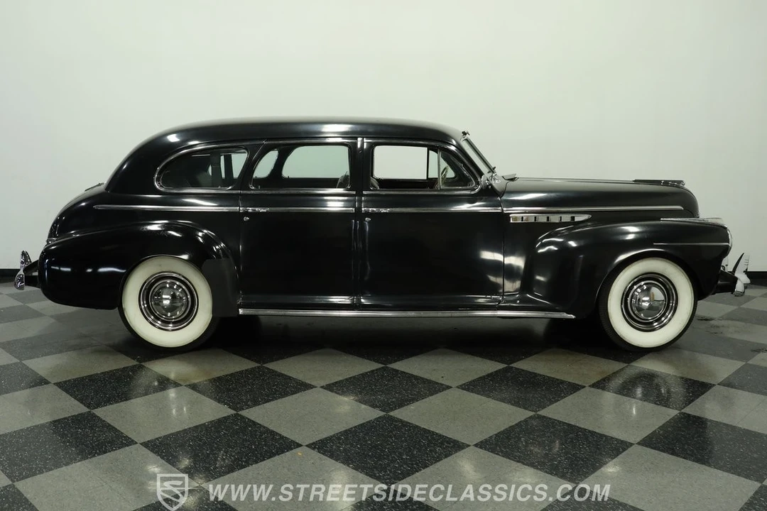 1941 Buick Roadmaster - Image 12 of 21