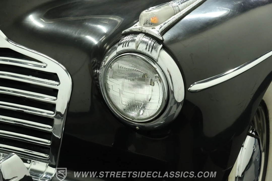 1941 Buick Roadmaster - Image 19 of 21