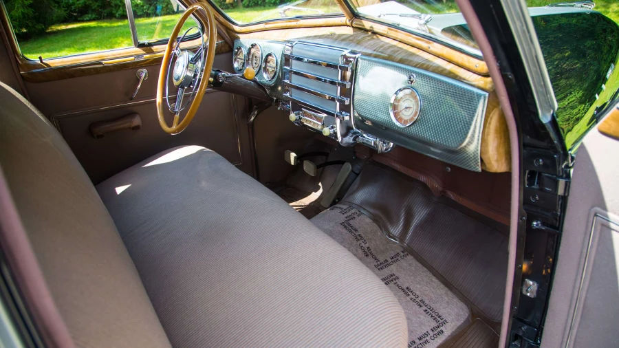 1941 Buick Century - Image 5 of 12