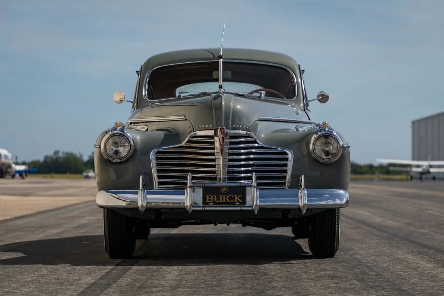1941 Buick Century - Image 4 of 31
