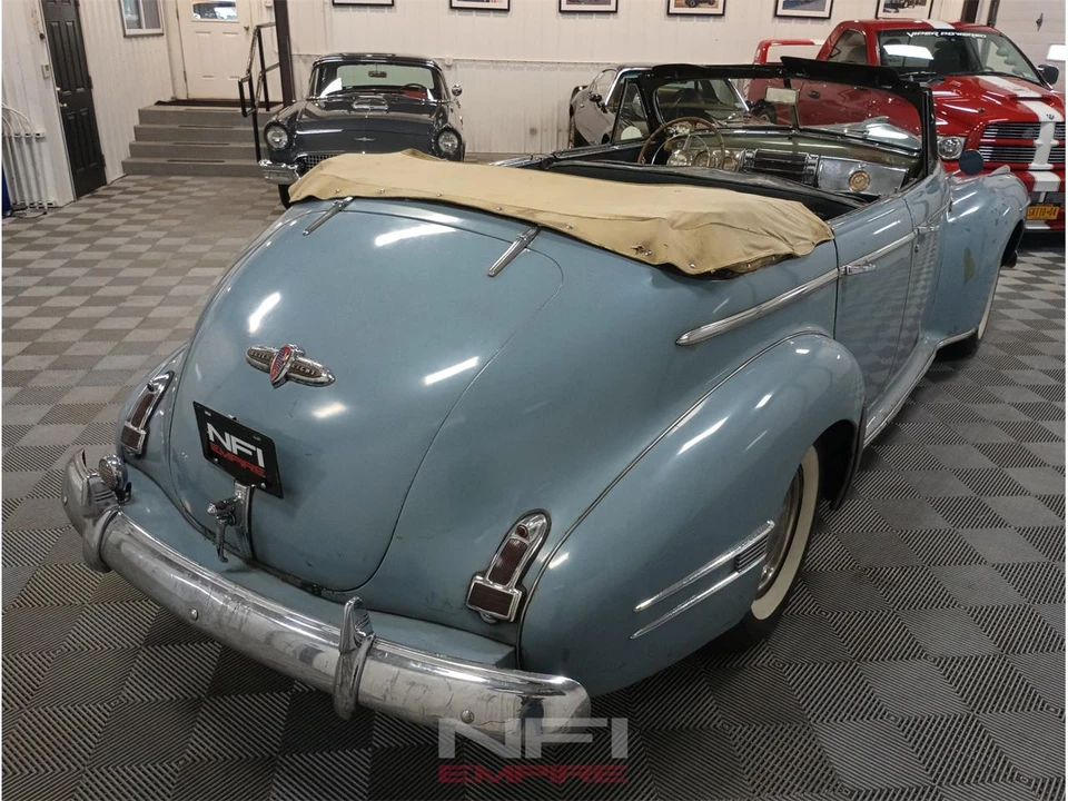 1941 Buick Roadmaster - Image 7 of 31