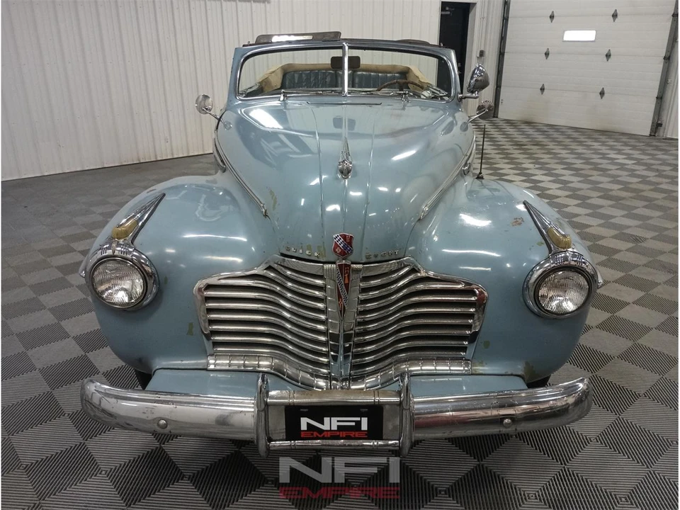 1941 Buick Roadmaster - Image 4 of 31