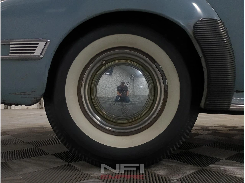 1941 Buick Roadmaster - Image 18 of 31