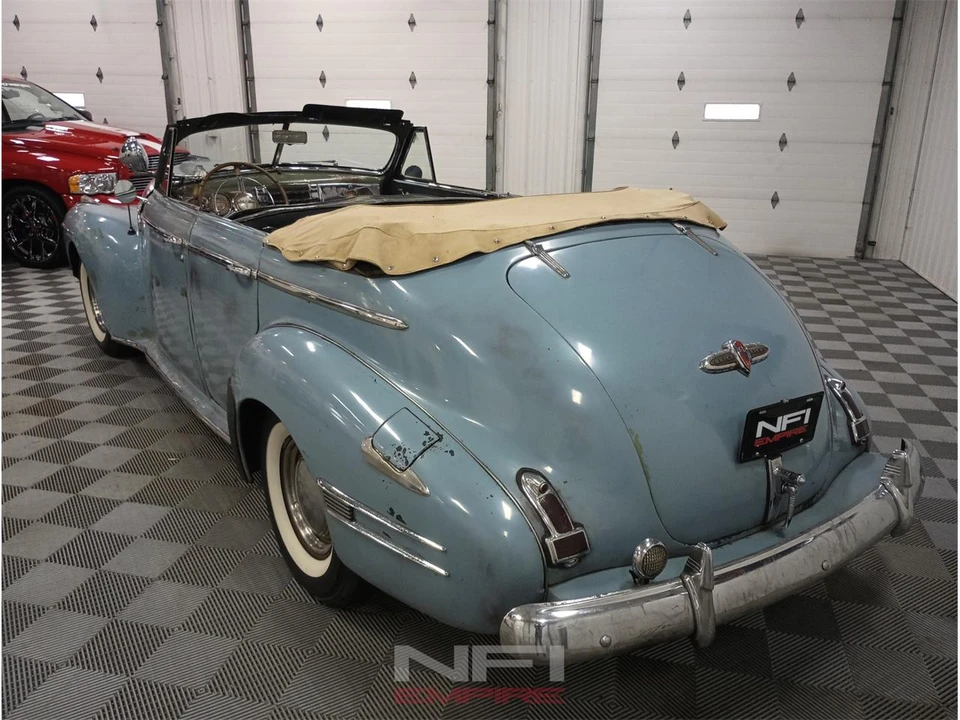 1941 Buick Roadmaster - Image 9 of 31