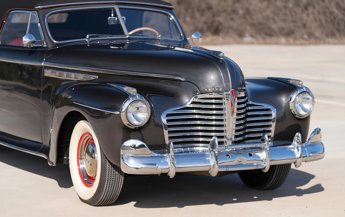 1941 Buick Roadmaster - Image 8 of 18