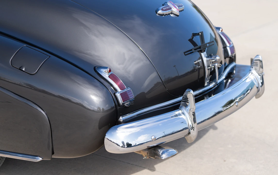 1941 Buick Roadmaster - Image 15 of 18