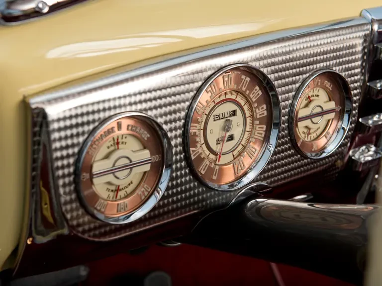 1941 Buick Roadmaster - Image 15 of 26