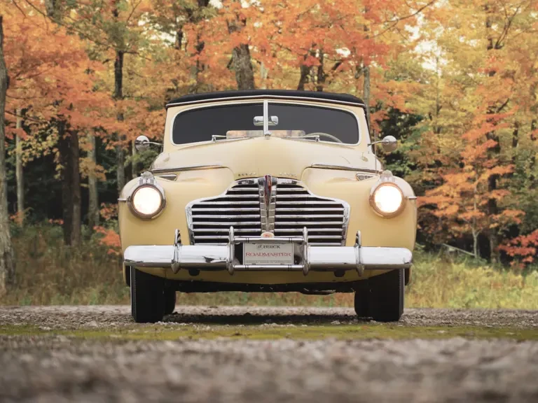 1941 Buick Roadmaster - Image 22 of 26