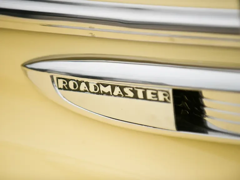 1941 Buick Roadmaster - Image 11 of 26