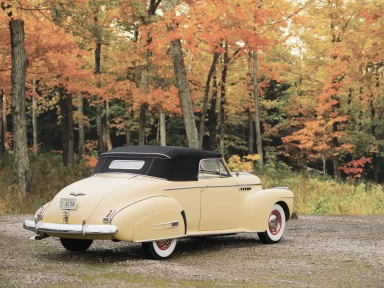 1941 Buick Roadmaster - Image 4 of 26