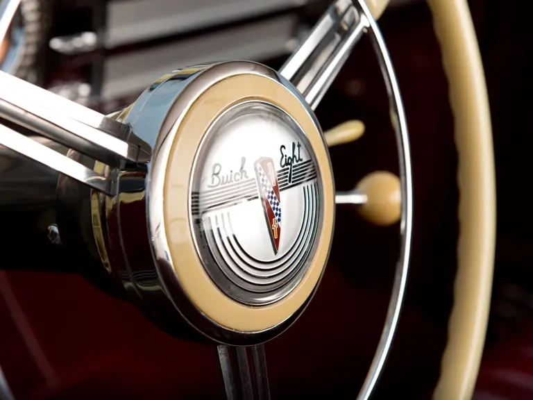 1941 Buick Roadmaster - Image 14 of 26