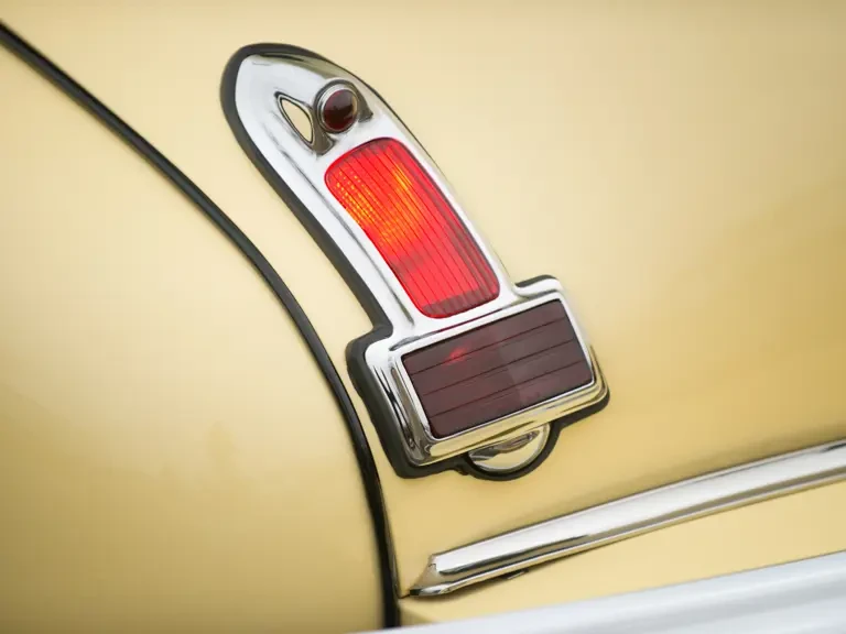 1941 Buick Roadmaster - Image 20 of 26