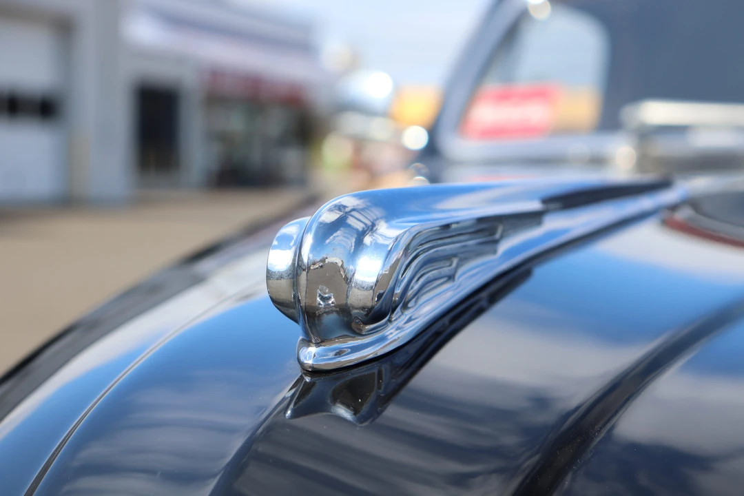 1941 Buick Roadmaster - Image 17 of 31