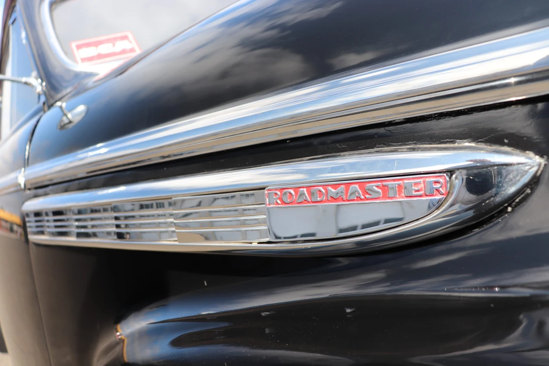 1941 Buick Roadmaster - Image 22 of 31