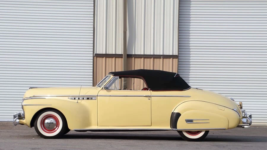 1941 Buick Roadmaster - Image 8 of 12