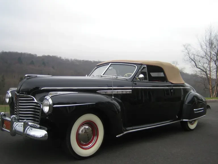 1941 Buick Roadmaster - Image 2 of 2