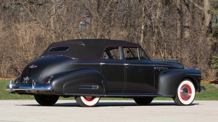 1941 Buick Roadmaster - Image 3 of 12