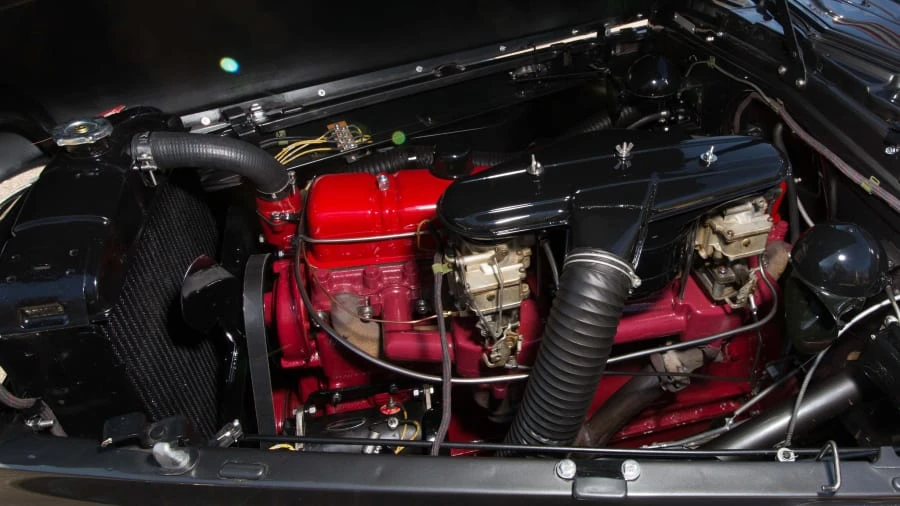 1941 Buick Roadmaster - Image 7 of 12
