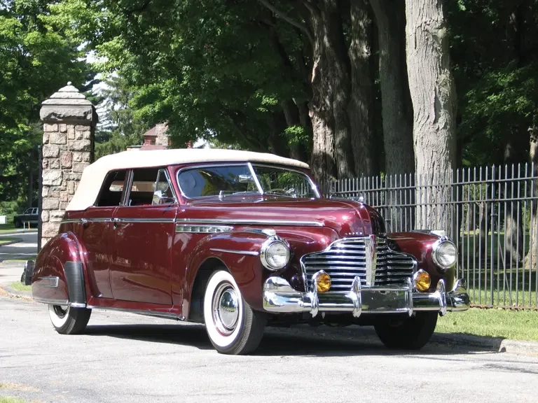 1941 Buick Roadmaster - Image 2 of 2