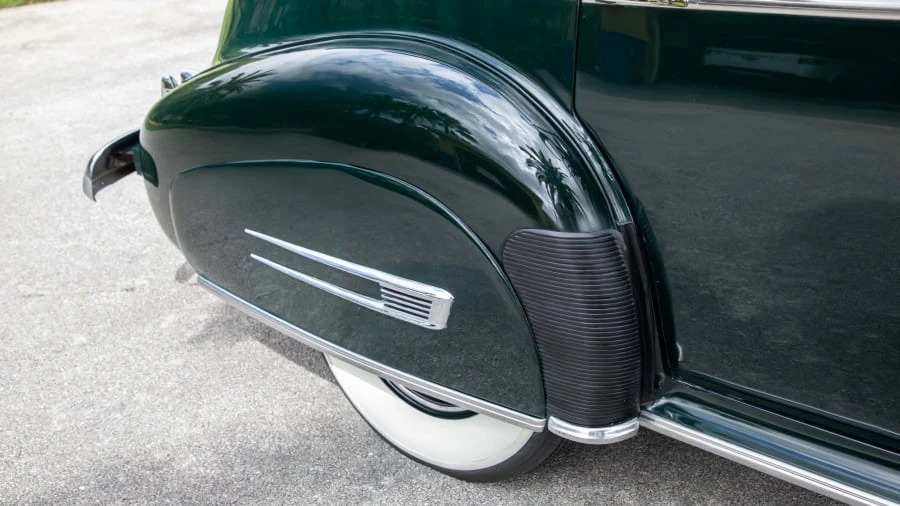 1941 Buick Roadmaster - Image 16 of 20